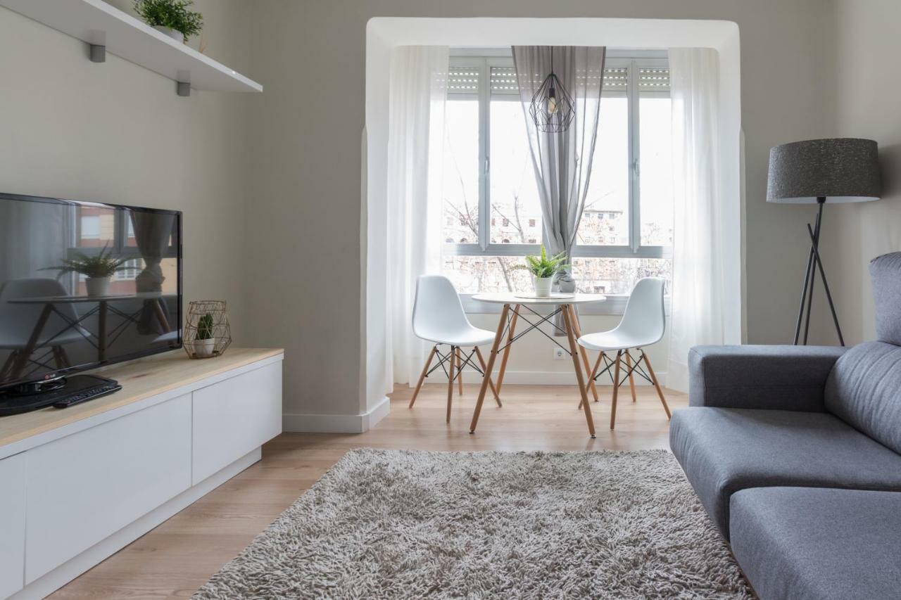 Apartamento Avenida De Colon Con Aire Acondicionado Logrono Exterior photo